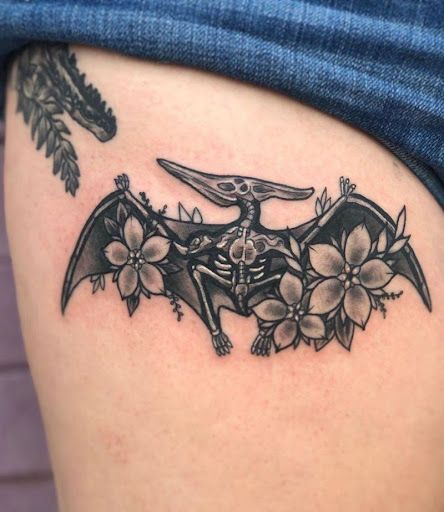 Dinosaur Skeleton Tattoo Floral, Pterodactyl Tattoo, Dinosaur Tattoo, Skeleton Tattoo, Dinosaur Tattoos, Skeleton Tattoos, Hand Tattoo, Learn Art, American Traditional