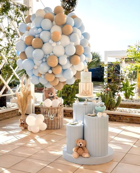 MY THEME PARTY (@mythemeparty.24) • fotos e vídeos do Instagram Teddy Bear Birthday Theme, Babby Shower, Idee Babyshower, Boys First Birthday Party Ideas, Baby Shower Theme Decorations, Baby Boy Room Decor, Birthday Themes For Boys, Baby Gender Reveal Party, Simple Baby Shower