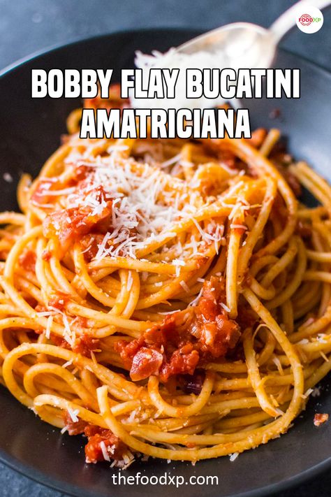 Bucatini Amatriciana, Amatriciana Recipe, Amatriciana Sauce, Bacon Pasta Recipes, Bobby Flay Recipes, Bucatini Pasta, Italian Dinner Recipes, Tomato Season, Bacon Pasta