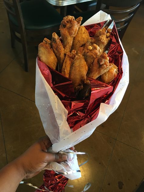 Chicken Wing Bouquet, Chicken Bouquet, Delulu Pills, Makanan Aesthetic, Food Bouquet, Diy Bouquet Wrap, Instead Of Flowers, Gift Box For Men, Hot Wings