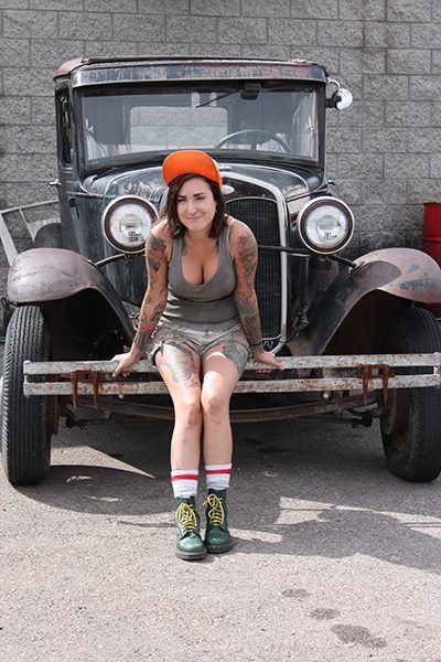 twiggy welderup | vegas rat rods twiggy tallant is the one female among men at welder up ... Custom Rat Rods, Rat Rod Truck, Rat Rod Trucks, Rat Rod Pickup, Rat Rod Cars, Motor Mobil, Old Truck, Rat Rods Truck, Girly Car