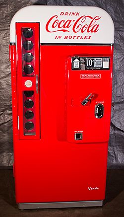 Round Top Machines - Antique Refinishing Services New Coke, Coke Cooler, Soda Vending Machine, Pepsi Vintage, Vintage Aesthetic Retro, Garage Heater, Coke Machine, Vintage Fridge, Vintage Sweets