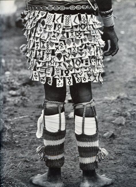 South Africa in the early 1970s. Jean Broster and Alice Mertens collaborated on African Elegance, a book which set out to ‘describe in photographs and words the beauty of the tribal people of the Transkei’. The Transkei was a former independent territory of South Africa during Apartheid. Xhosa Beadwork, African Drummer, 1970s Jeans, Native Clothing, African Elegance, Fashion Student, Campaign Fashion, African History, African Jewelry