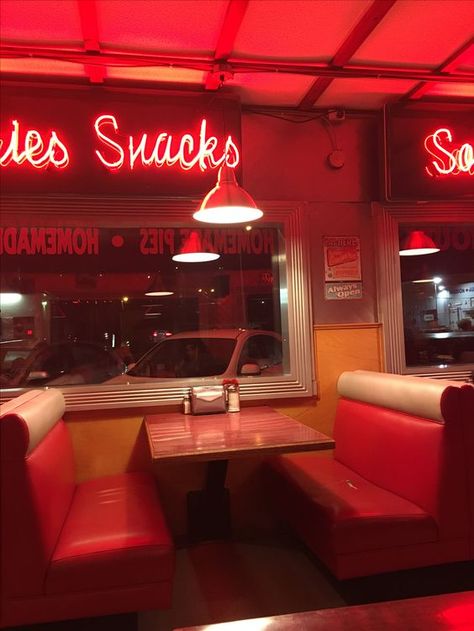 Diner Aesthetic, Red Aesthetic Grunge, Vintage Diner, Booth Seating, Retro Diner, American Diner, Neon Aesthetic, Photo Wall Collage, Red Walls