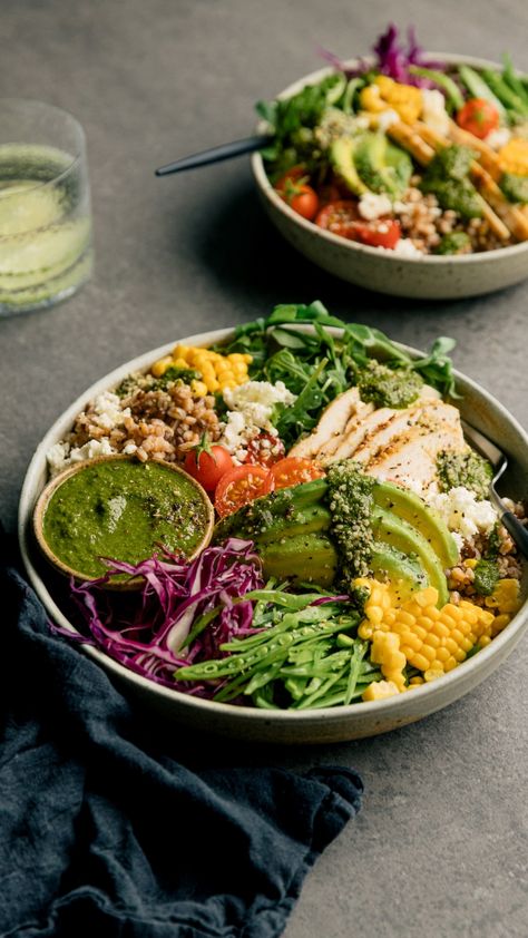 Farro, Lentil & Lemon Pepper Chicken Nourishing Bowls with a Fresh Basil Vinaigrette | Delicious food, simple wholesome recipes & the occasional sweet treat | Gather & Feast Lemon Pepper Chicken Meal, Salad Photoshoot, Healthy Dinner Low Carb, Healthy Food Images, Holistic Meals, Unprocessed Food Recipes, Chicken Poke Bowl, Nourishing Bowls, Nourishing Dinner