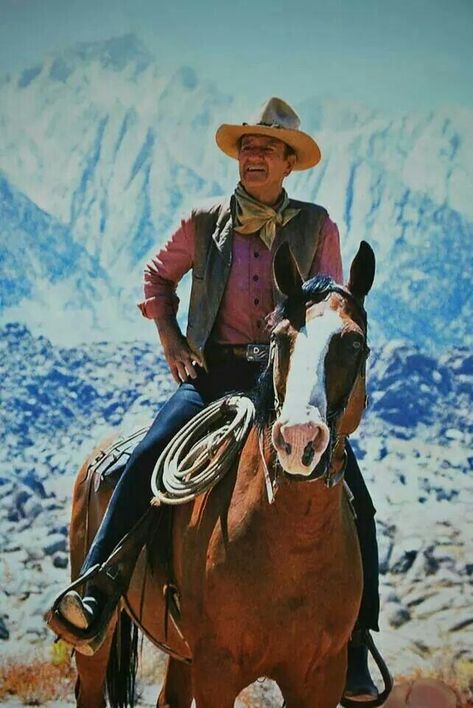 I've ridden so many horses, i can't feel my nuts anymore....                                                                                                                                                                                 More John Wayne Quotes, Cowboy Films, Western Spaghetti, Ride A Horse, John Wayne Movies, Ben Johnson, Wilde Westen, Football Images, Tv Westerns