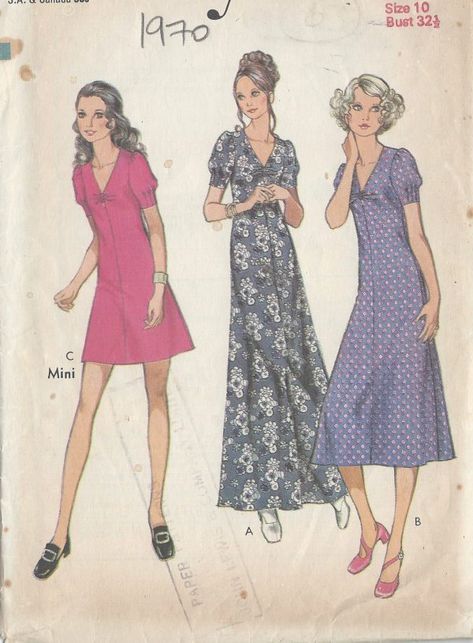 1970 Vintage Sewing Pattern B32 1/2" MINI DRESS (R749) - The Vintage Pattern Shop 60s Sewing Patterns, Cute Sewing Patterns, Style Dress Patterns, Vintage Clothes Patterns, 1970 Dress, Vintage Vogue Sewing Patterns, Dresses By Pattern, London College Of Fashion, Scale Pattern