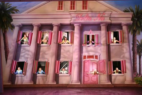 Legally Blonde Broadway, Legally Blonde 3, Legally Blonde The Musical, Legally Blonde Musical, Sorority House, Musical Theatre Broadway, Theatre Geek, Theatre Nerds, Elle Woods