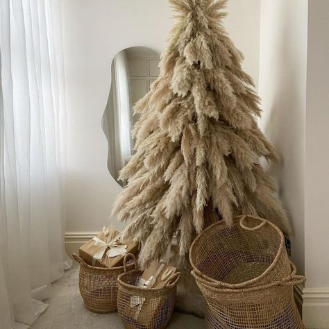 Pampas Grass Christmas Tree, Pampas Grass Christmas, Pampas Christmas, Boho Christmas Tree, Grass Decor, Pampas Grass Decor, Branch Decor, Boho Christmas, Boho Baby Shower