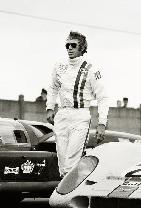 Steve Mcqueen Cars, Gulf Livery, Steve Mcqueen Le Mans, Steve Mcqueen Style, Steven Mcqueen, Gulf Racing, Steve Mc, Big Men Fashion, Mc Queen