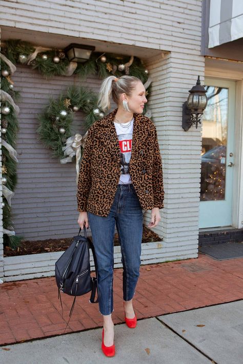 Cool Holiday Outfit Inspo: Band T-Shirts Made Festive | The Mom Edit Christmas Tee Shirt Outfit, Holiday Outfit Inspo, Tee Shirt Outfit, Mom Edit, Holiday Party Fashion, Christmas Tee Shirts, Chic Holiday, Tokyo Street Style, Band T Shirts