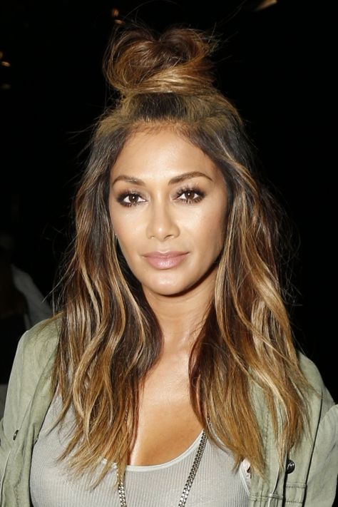 Nicole Scherzinger Hair, Nicole Scherzinger Style, Hairstyles For Gowns, Celebrity Makeup Looks, Art Hair, Nicole Scherzinger, Hair Trend, Braids For Long Hair, Brunette Hair