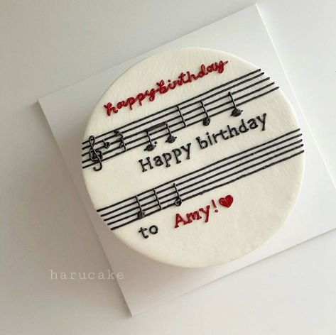 Music Birthday Cakes, Music Note Cake, Bolo Musical, Music Themed Cakes, Music Cakes, Cake For Boyfriend, Small Birthday Cakes, Fake Cakes, Music Cake