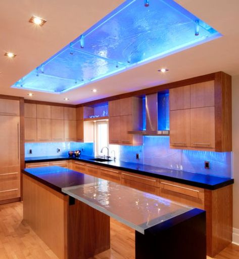 Different ways in which you can use LED lights in your home Led Kitchen Ceiling Lights, Island Countertop, Kitchen Led Lighting, Minimalist Dekor, Unique Backsplash, Interior Design Minimalist, Glass Countertops, Kitchen Lights, Kitchen Backsplash Designs