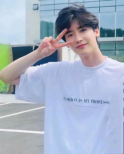 Lee Jong Suk Pinocchio, Lee Jung Suk, W Two Worlds, Korean Drama Stars, Jong Suk, Korean Drama Best, Big Mouth, Lee Jong Suk, Lee Jong