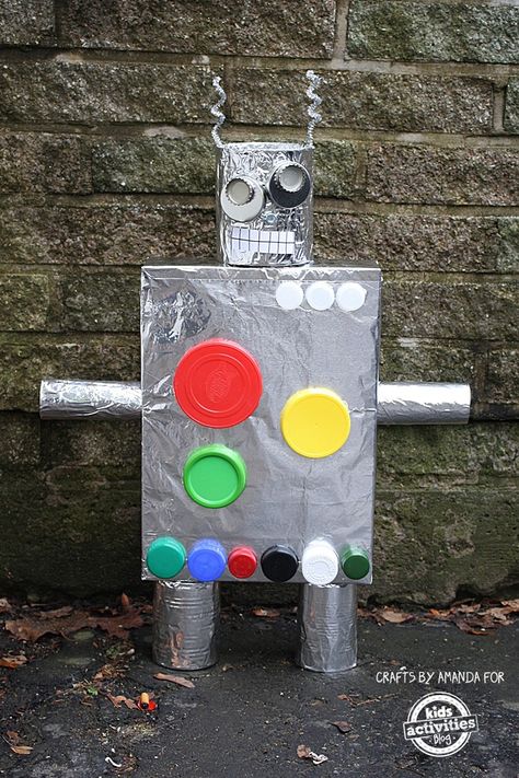 How to Make a Recycled Robot | Kids Activities Blog Pumpkin Oobleck, Preschool Pumpkin, Zebra Craft, Box Robot, Robot Craft, Recycled Robot, Halloween Creative, Fall Songs, Preschool Speech