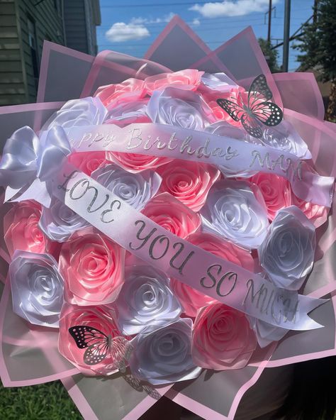 30ct bouquet white and pink 🤍💖 #white #pink #bouquet #ramo #happybirthday Silver Prom Bouquet, Prom Bouquet, White And Pink Roses, Ribbon Bouquet, Bouquet Ideas, Pink And Silver, Pink Bouquet, Ribbon Roses, White Bouquet