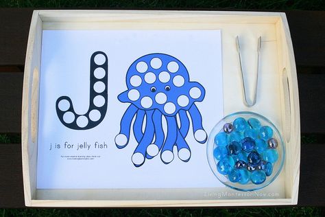 or /w/ for sound of the day Jellyfish Activity, Beach Preschool, Letter J Activities, Letters J, Preschool Ocean, Ocean Theme Preschool, Montessori Language, Preschool Language, Ocean Unit