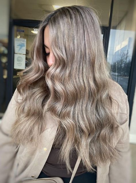 8 Best Colors to Сover Gray Hair – The Right Hairstyles Colors For Gray Hair, Deb Hair, Blend Gray Hair, White Blonde Hair Color, Hair Color Grey Silver, Dark Brown Hair With Blonde Highlights, Dragonfly Meaning, Cover Gray Hair, Gray Blending