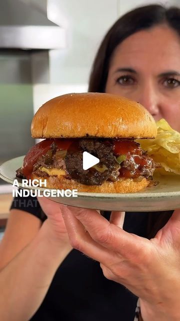 Allrecipes on Instagram: "🍔 Sloppy Joe Smash Burgers 🍔

Holy smokes! Nicole has done it again with these sweet and saucy mashup burgers. Be sure to have PLENTY of napkins on standby. 

🧑‍🍳 + 📸: Nicole McLaughlin (@nicolemcmom)

🔗 Head to the link in bio for the recipe. 

#instafood #food #foodie #smashburgers #sloppyjoes #mashup" Smash Burger Recipe Videos, Smashburgers Recipe, Nicole Mclaughlin, Smash Burger Recipe, Sandwhich Recipes, Smash Burgers, Burger Dogs, Hamburger Recipes, Sloppy Joe