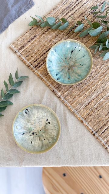 Himalayan Salt Glaze Combinations, Aurora Green Glaze Combinations, Mayco Sea Salt Glaze Combinations, Mayco Sea Salt, Mayco Glaze Combinations Cone 6, Amaco Glaze Layering, Glaze Combinations, Amaco Glazes, Organic Ceramics