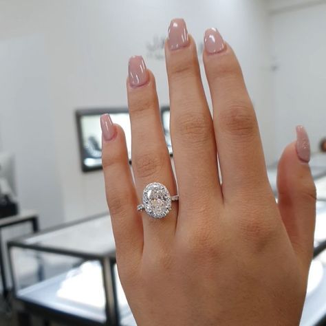 Diamond Engagement Rings on Instagram: “Just look at this 2.50CT Oval in this perfect seamless halo!! ❤️😍💍 #jacquethejeweller #ringgoals” Oval Seamless Halo Engagement Ring, Halo Oval Engagement Ring, Wedding Fairytale, Ring Upgrade, Oval Halo Engagement Ring, Pretty Engagement Rings, Oval Engagement Ring, Wedding Vision, Oval Engagement