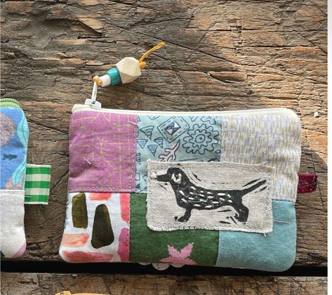 Handmade Tote Bags, Scrap Fabric Crafts, Patio Furniture Ideas, Costura Diy, Small Sewing Projects, Ideas Patio, Patio Decorating Ideas, Small Pouch, Patio Decorating