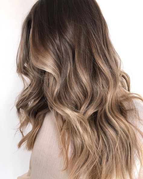 Mushroom Balayage, Brown Ombre Hair, Ombré Hair, Blonde Hair With Highlights, Brown Blonde Hair, Ombre Hair Color, Hair Color Balayage, Cool Hair Color, Light Brown Hair