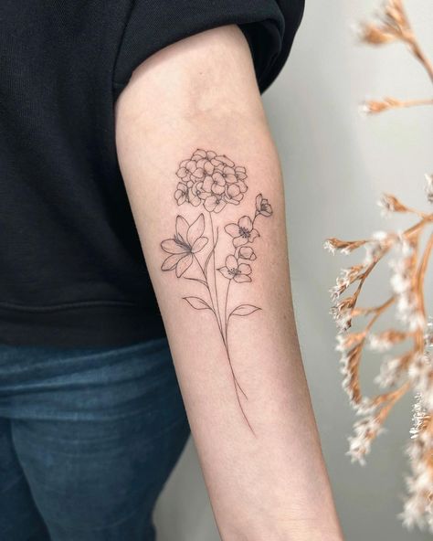 Her 3 children’s birth flowers 🥹💐 Hydrangeas, saffron & winter Jasmin, Encore un grand merci à toi Julie!🫶🏻 Done @downtownparistattoo . … | Instagram Tiny Hydrangea Tattoo, Hydrangea Fine Line Tattoo, Hydrangea And Rose Tattoo, Sia Tattoos, Ranunculus Tattoo, Dainty Flower Tattoos, Jasmine Tattoo, Hydrangea Tattoo, Grandma Tattoos