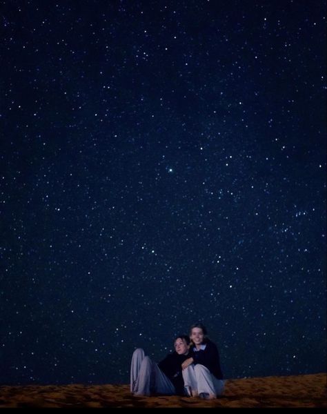 Night Sky Photography, The Night Sky, Boy And Girl, Night Aesthetic, Under The Stars, Future Life, Star Girl, Hopeless Romantic, Photography Inspo