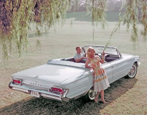 Cars Cute, Electra 225, Country America, 60s Cars, Gods Country, Pink Cars, Buick Cars, Buick Envision, Random Vintage