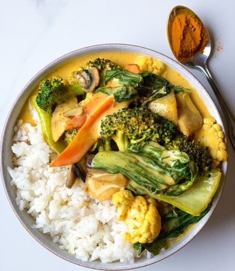 Veggie Yellow Curry, Yellow Curry Chicken, Yellow Curry Recipe, Healthy Curry, Yellow Curry, Dinner Rotation, Weekly Dinner, Vegan Curry, Curry Dishes