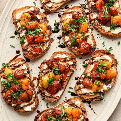 Roasted Tomato Bruschetta with Ricotta Roasted Tomato Bruschetta, Tomato Bruschetta Recipe, Fresh Tomato Recipes, Tomato Bruschetta, Bruschetta Recipe, Roasted Cherry, Roasted Cherry Tomatoes, Roasted Tomato, Food Test