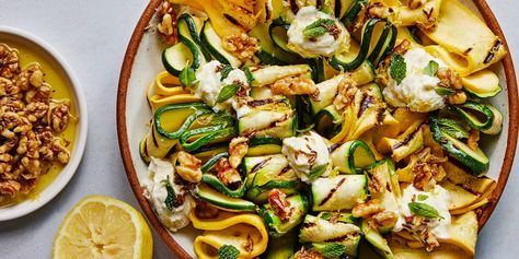 Grilled Zucchini With Ricotta & Walnuts Is The IT Side Dish For Spring Lake Recipes, Grill Vegetables, Zucchini Ricotta, Bbq Veggies, Recipes Vegetables, Walnut Recipes, Vacation Meals, Bbq Sides, Grilled Zucchini