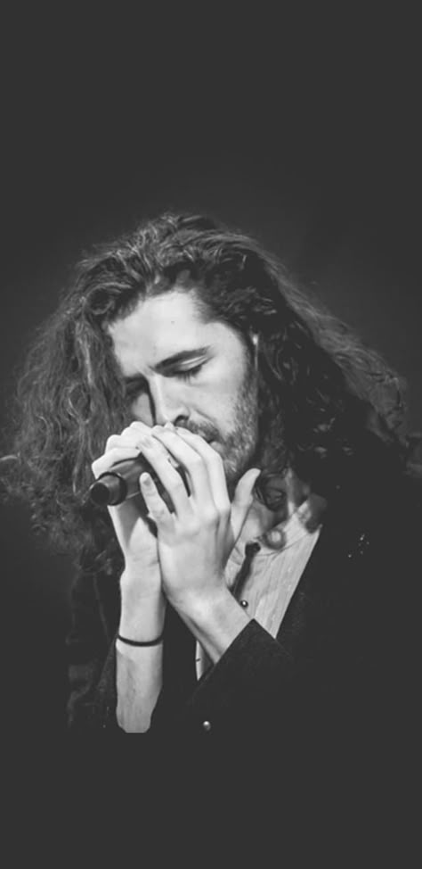 Hozier Aesthetic Pictures, Hozier Black And White, Hozier Photoshoot, Hozier Hands, Hozier Wallpaper Aesthetic, Hozier Lockscreen, Hozier Aesthetic Wallpaper, Hozier Wallpaper, Hozier Art