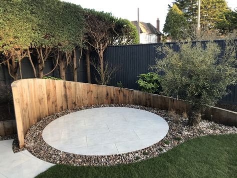 Feature Wall Outdoor, Courtyard Deck, Sleeper Wall, Life Size Games, Oak Sleepers, Curved Wall, Wall Outdoor, Outdoor Designs, Patio Garden Design