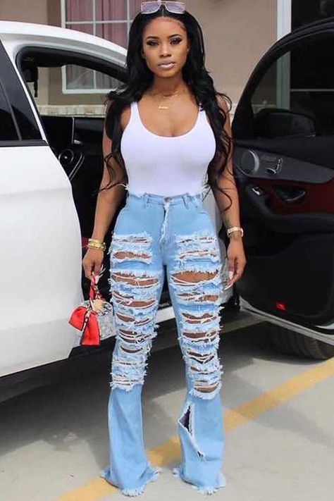 Trendy Mid Waist Distressed Bootcut Jeans Ripped Jeans Women, Womens Ripped Jeans, Denim Jeans Fashion, Bottom Jeans, Bell Bottom, Denim Flares, Denim Trousers, Pants Jeans, Light Denim