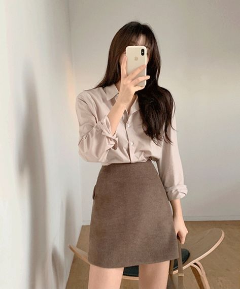 Cute Office Outfits Korean, Office Secretary Outfits, Secretary Outfits Offices, Office Attire Women, Secretary Outfits, New Saree Blouse Designs, Business Attire Women, Office Casual Outfit, Corporate Attire