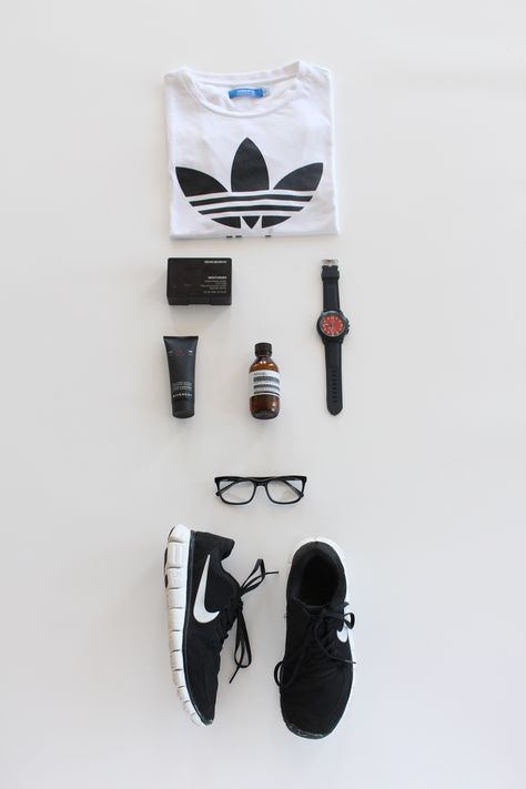 FLAT LAY SHOOT: SPORTSWEAR TREND (OUTTAKE) Apparel Photography Flat Lay, Sports Flatlay, Flatlay Fashion, Method Products, Apparel Photography, Fitness Essentials, Sport Luxe, January Blues, Fall Fashion Skirts