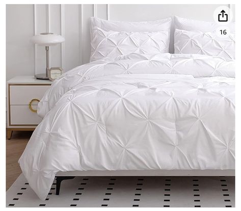 WHAT'S INCLUDED: Lane Linen offers a twin comforter set that combines pinch pleats and geometric patterns for a stylish and modern look. a sophisticated and elegant comforter set that will transform the bedroom into a chic retreat. Pintuck Duvet Cover, Full Size Comforter Sets, Queen Size Bed Sets, Full Size Comforter, Cama Queen Size, Queen Size Comforter, Lightweight Bedding, Twin Comforter, King Comforter Sets