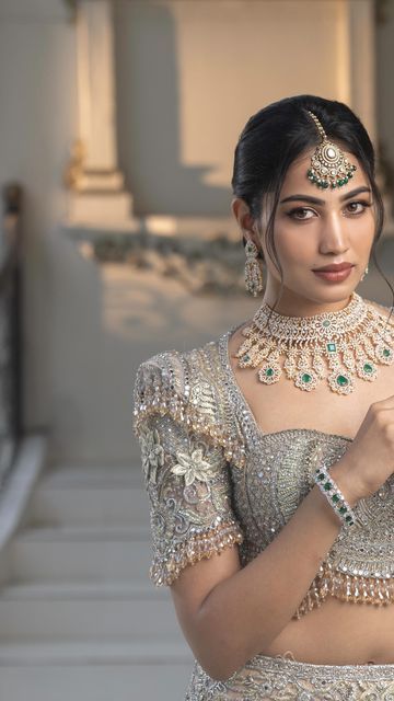 SHABURIS SILVER JEWELRY on Instagram: "“Ramyam - Contemporary bride” Shaburis presents you the bridal collections which is minimal yet classic for the brides whom want to deck them up with unique collections from top to toe.  The modern bride exudes grace in her pastel saree, a stunning choice that reflects both tradition and contemporary elegance. The soft hues create a dreamy aesthetic.  The jewellery designed by our creative director Ms. Ramya by taking peacock as inspiration. The neck piece was made with the design of peacock feather. Getting this story together. Ms. Ramya designed the neck piece with diamonds and emeralds. The diamonds shines and compliments with the emeralds.  We are happy to present the collection Ramyam  . Jewelry : @shaburis  Styling : @stylingbykarthikaswin  .  S Pastel Saree, Contemporary Bride, Dreamy Aesthetic, The Modern Bride, Neck Piece, Peacock Feather, Modern Bride, Bridal Collection, Gold Jewellery