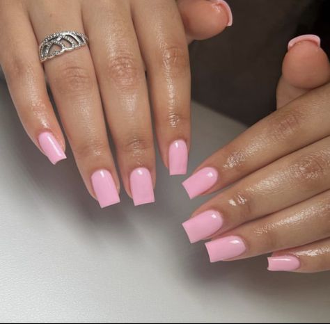 Light Pink Acrylic Nails, Nails Biab, Short Pink Nails, Pink Tip Nails, Pink Gel Nails, Girly Acrylic Nails, Simple Acrylic Nails, Classy Acrylic Nails, Short Square Acrylic Nails