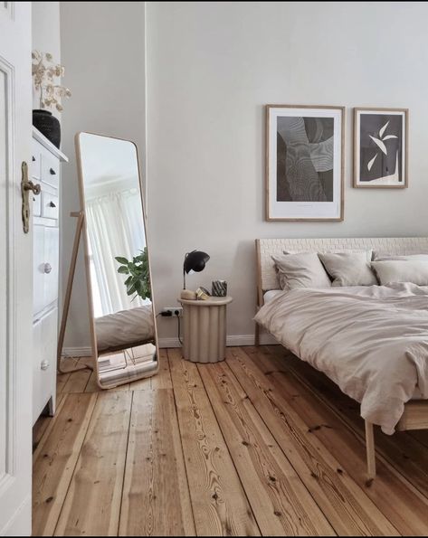 Bedrooms With Wooden Floors, Bedroom Decor Wooden Floor, White Bedroom Wooden Floor, Bedroom With Wooden Floor, Wooden Floor Bedroom Ideas, Oak Flooring Bedroom, Wooden Floor Bedroom, White And Wood Bedroom, Wood Floor Bedroom