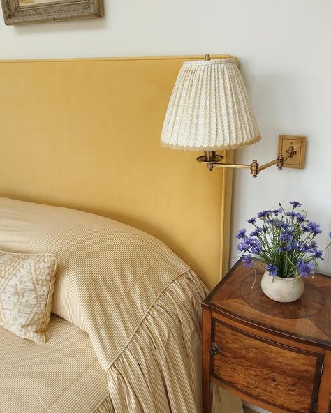 French Country Tile, Southern Living Idea House, Built In Bookshelves, Bedding Blue, Room Yellow, Yellow Bedding, Southern Living Homes, Yellow Room, Serene Bedroom