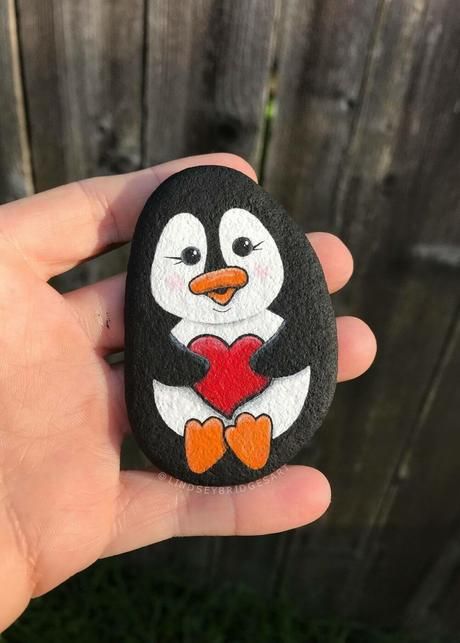 Stone Painting Ideas Creative, Stone Drawing, Frog Rock, Animals Crafts, Rock Animals, Rocks Painting, Painted Rock Animals, Story Stones, Rock Painting Ideas