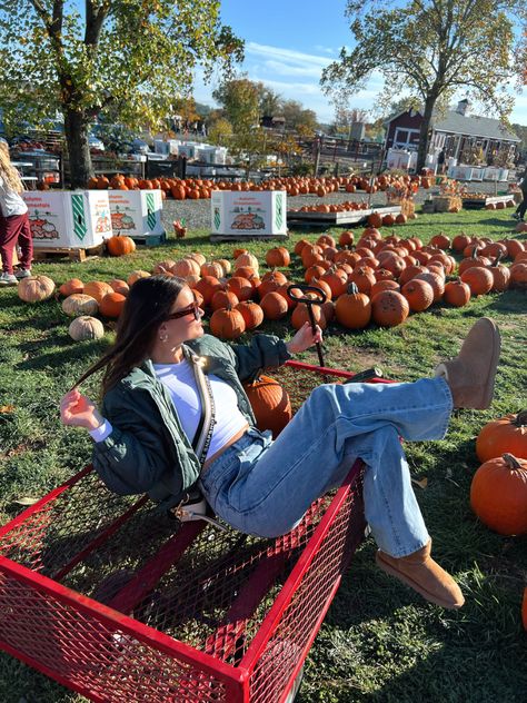 Fall boots outfit pumpkin patch #uggbootsforwomen #uggs #outfits #fallfashion #fall Pumpkin Patch Women Outfit, Cute Fall Outfits For Pumpkin Patch, Pumpkin Patch Ootd, Baddie Pumpkin Patch Outfit, Punkin Patch Outfit Ideas, Simple Pumpkin Patch Outfit, Pumpkins Patch Outfit, Pumpkin Patch Outfit 2023, Pumpkin Patch Photoshoot Outfits