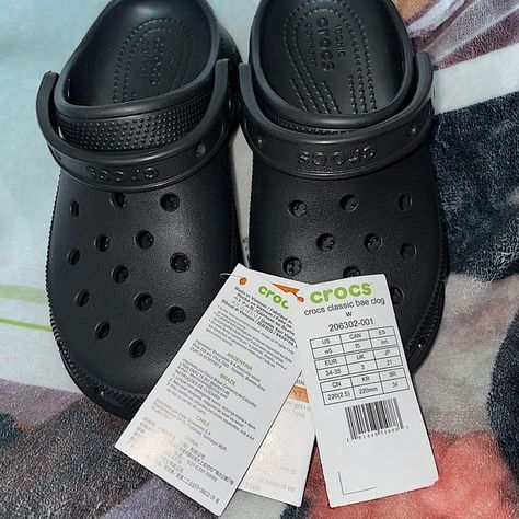 Brand New Never worn size 5, woman’s Croc Classic Bae Platform Clog! Bae Clog, Platform Clogs, Women's Crocs, Original Bags, Crocs Shoes, Clogs, Brand New