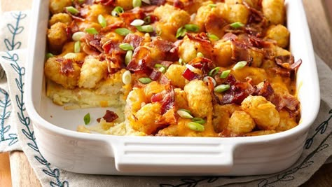 Impossibly Easy Bacon, Egg and Tot Bake (With Make-Ahead Directions) Easy Breakfast Bake, Christmas Brunch Recipes, Make Ahead Brunch, Easy Bacon, Tot Casserole, Tater Tots, Easy Brunch, Bacon Egg, Make Ahead Breakfast