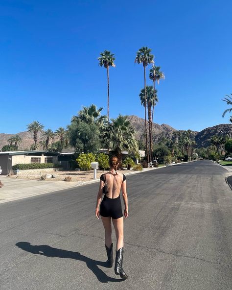 Palm Springs Outfit Ideas, Springs Outfit, La Outfit, Palm Springs Outfit, Coachella Outfits, Spring Inspo, Coachella Outfit, Spring Fits, Photoshoot Ideas