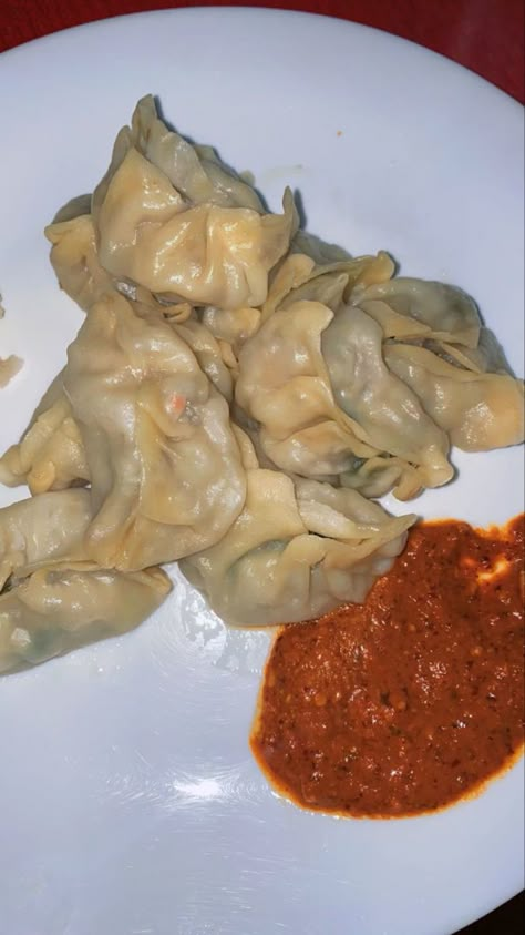 Wow Momo Snapchat Story, Homemade Momos Snapchat, Momo Picture Food, Homemade Momos Snap, Momos Picture, Momo Snap, Momos Aesthetic, Biryani Aesthetic, Momos Food